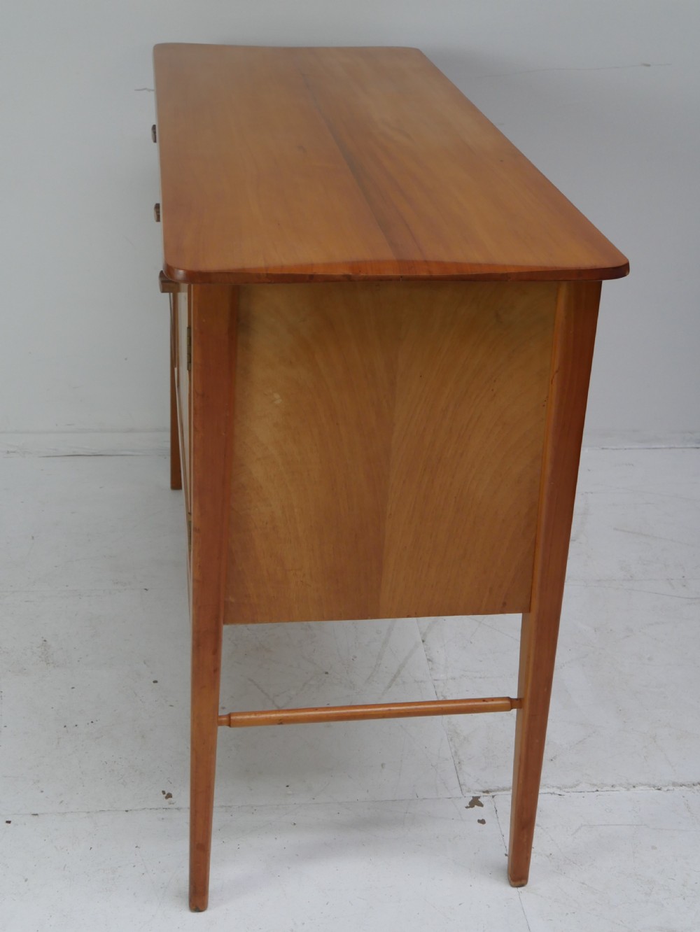Small Heals Sideboard View VI