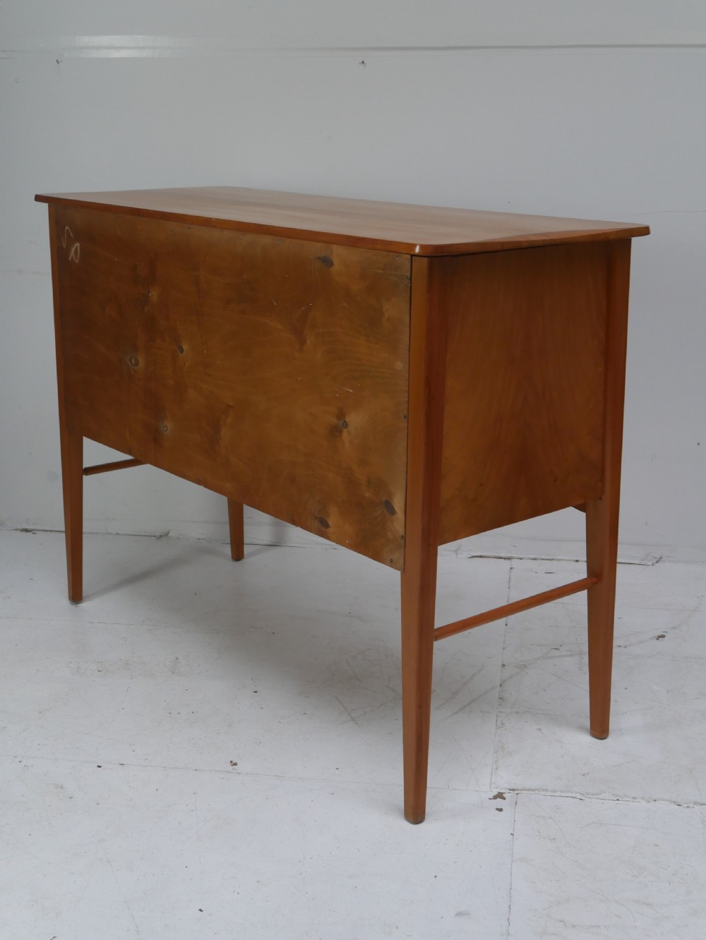 Small Heals Sideboard View VIII