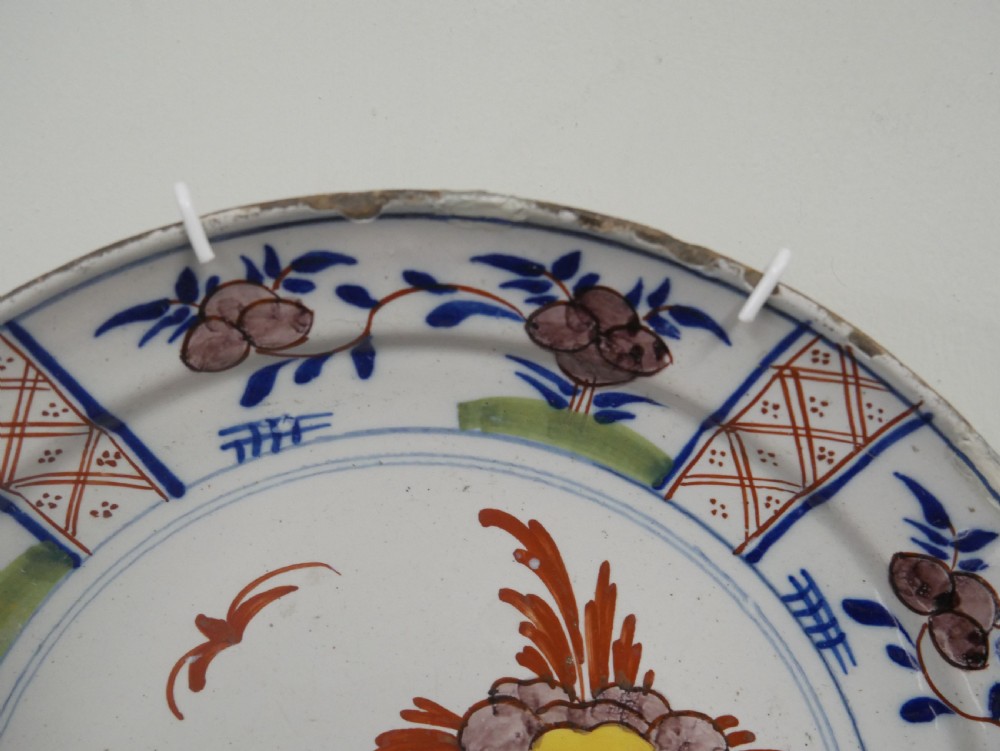 Delft Polychrome Pancake Plate View V