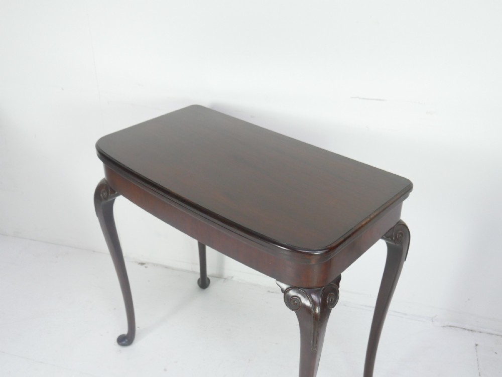 Games Table Maple & Co View II