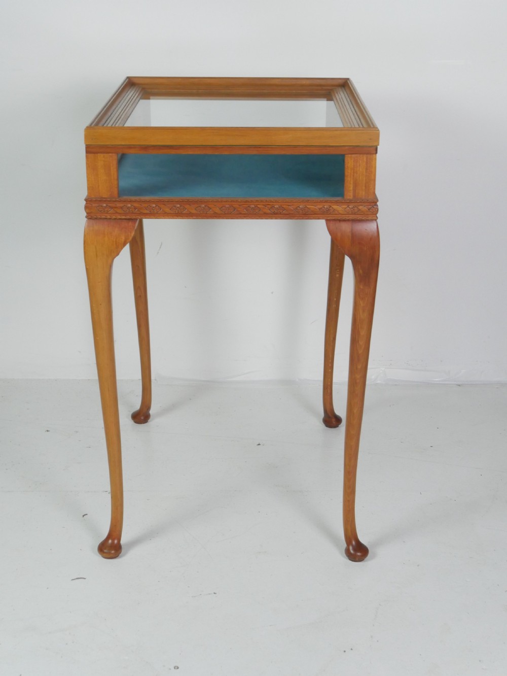 Oak Bijouterie Display Table View III
