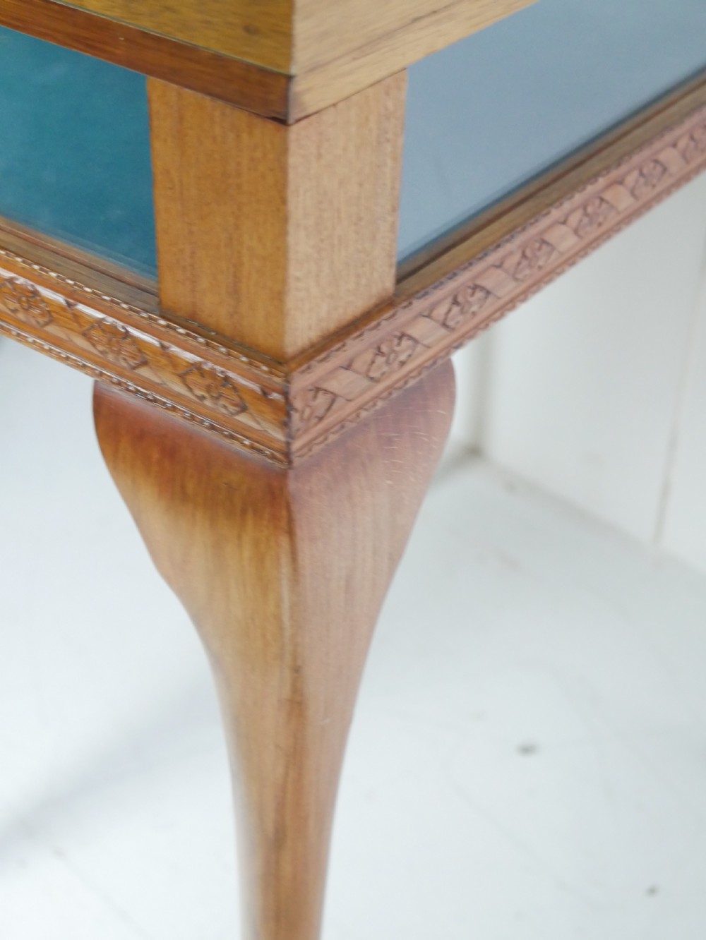 Oak Bijouterie Display Table View VII