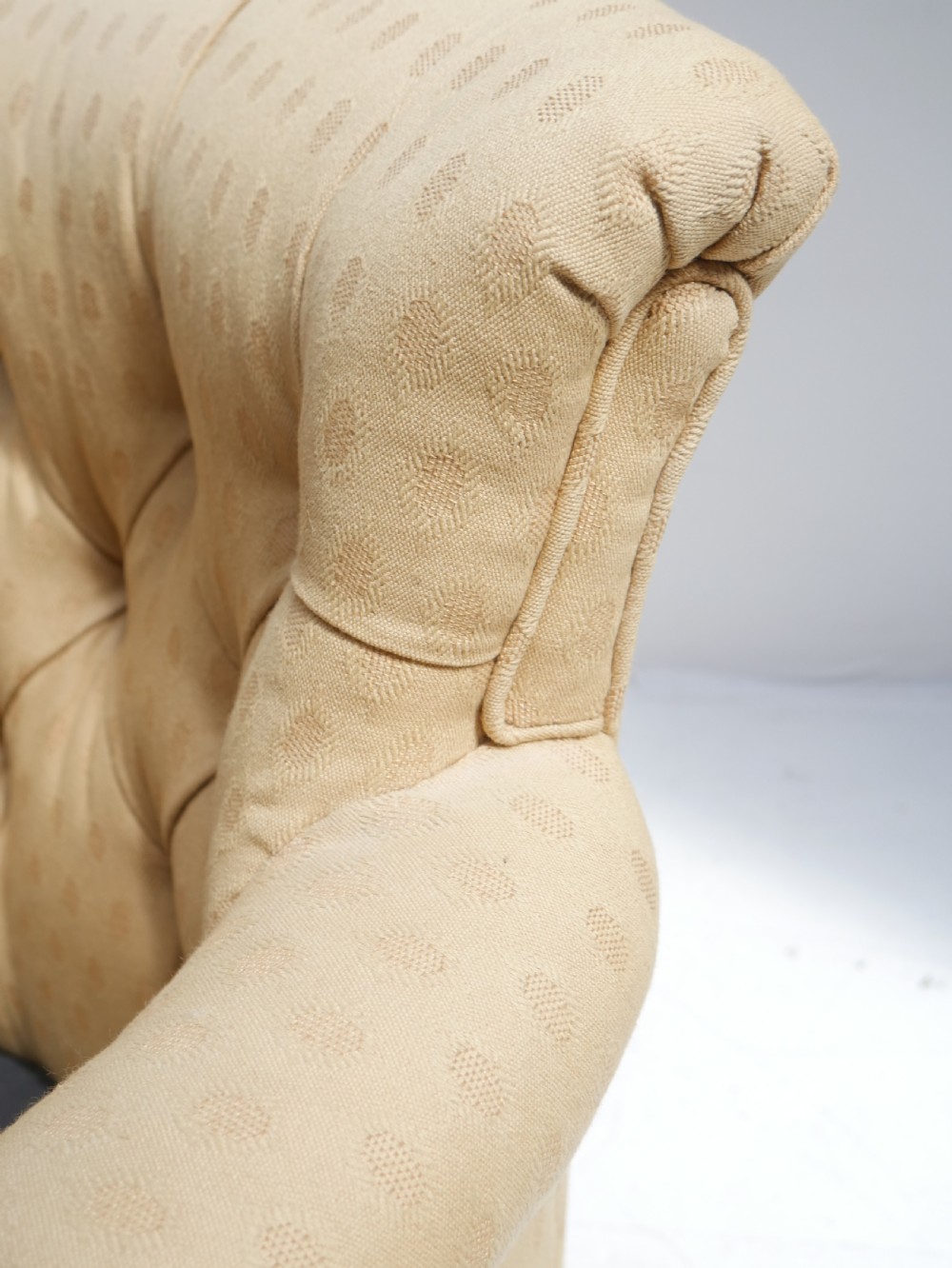 Howard Style  Armchair View X