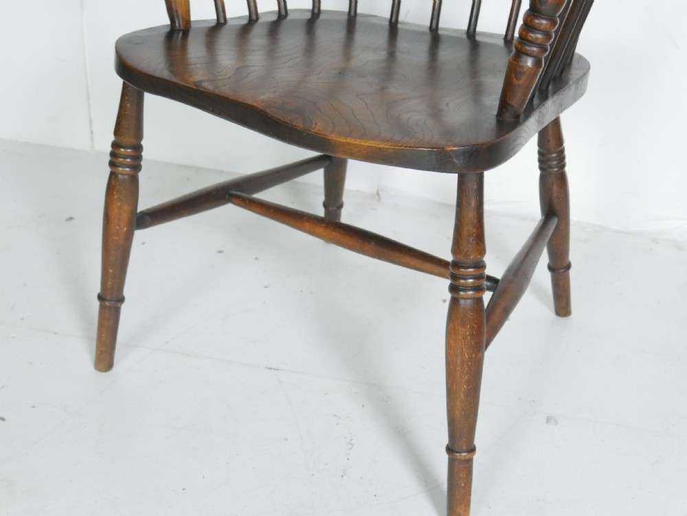 19thC Hoop back Windsor Chair View III