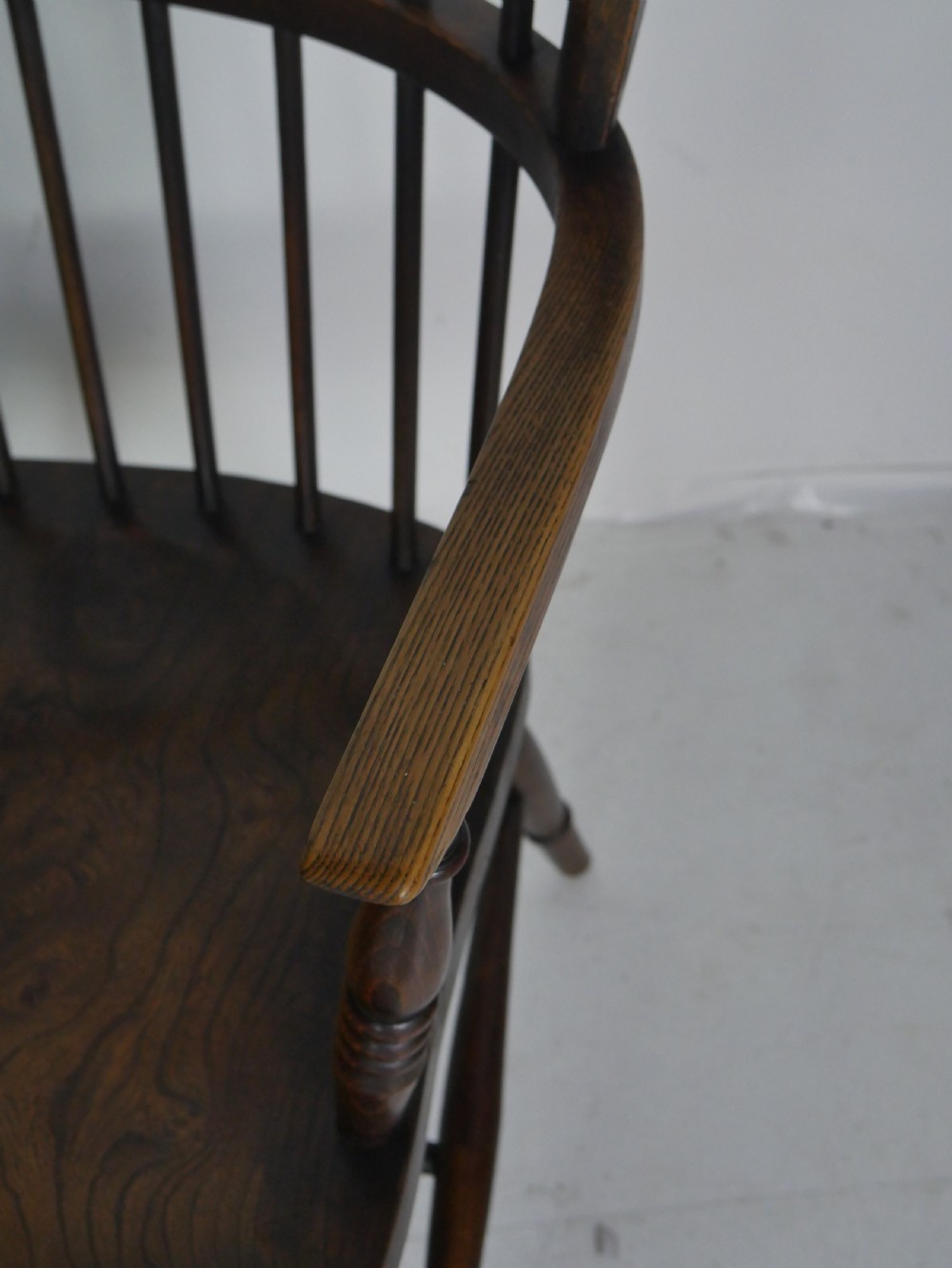 19thC Hoop back Windsor Chair View X