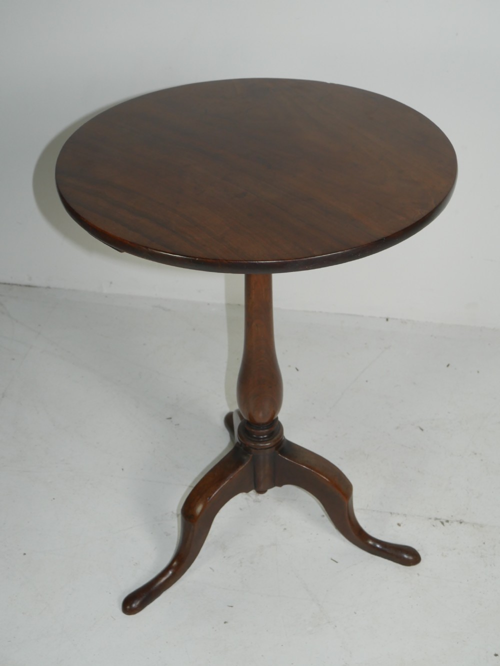 Georgian Lamp Table View XI
