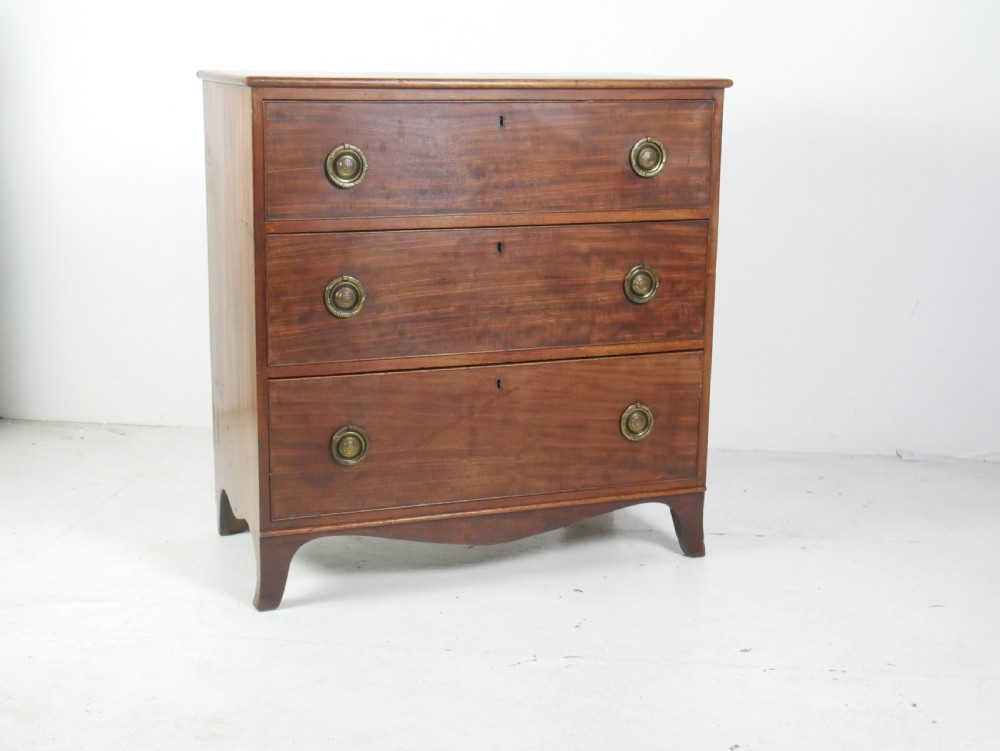  Georgian Chest of Drawers