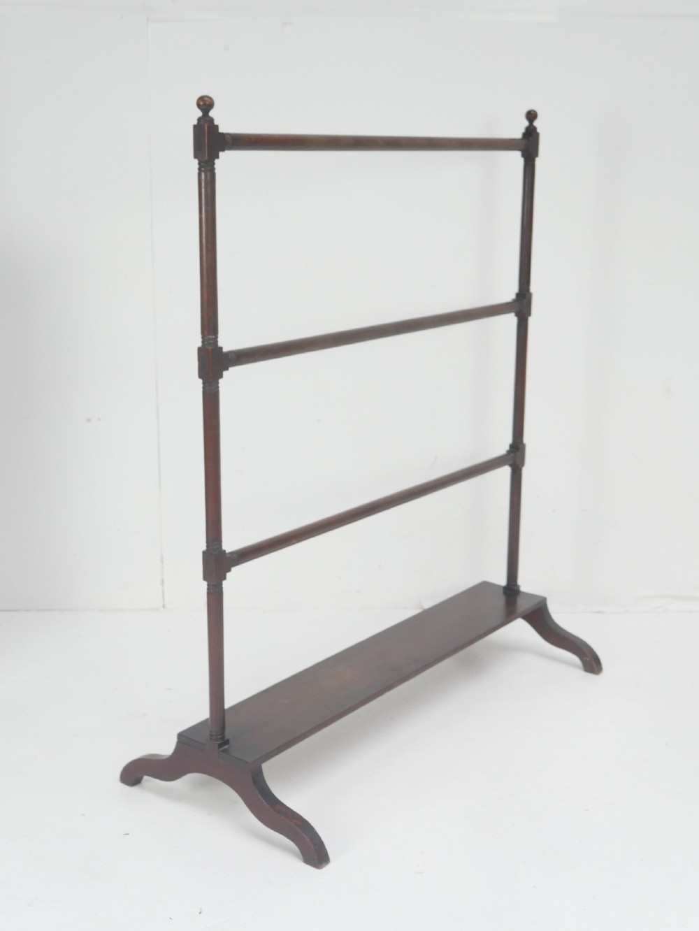 Large Regency Towel Rail