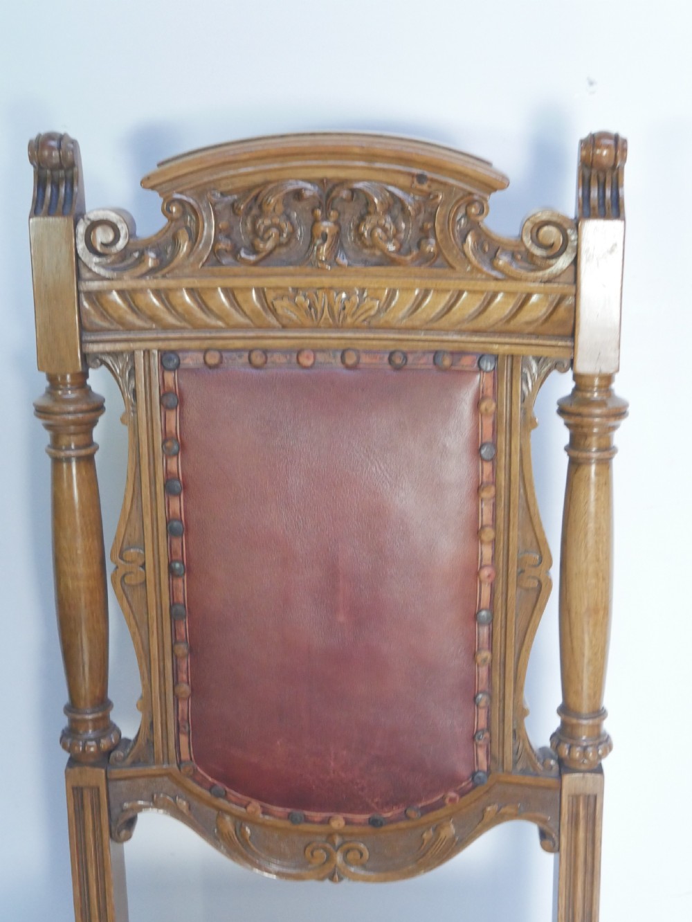 Set 10 Oak/Leather Dining Chairs View XIII