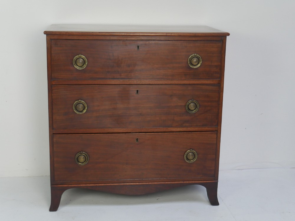 Neat Georgian Chest of Drawers View VII