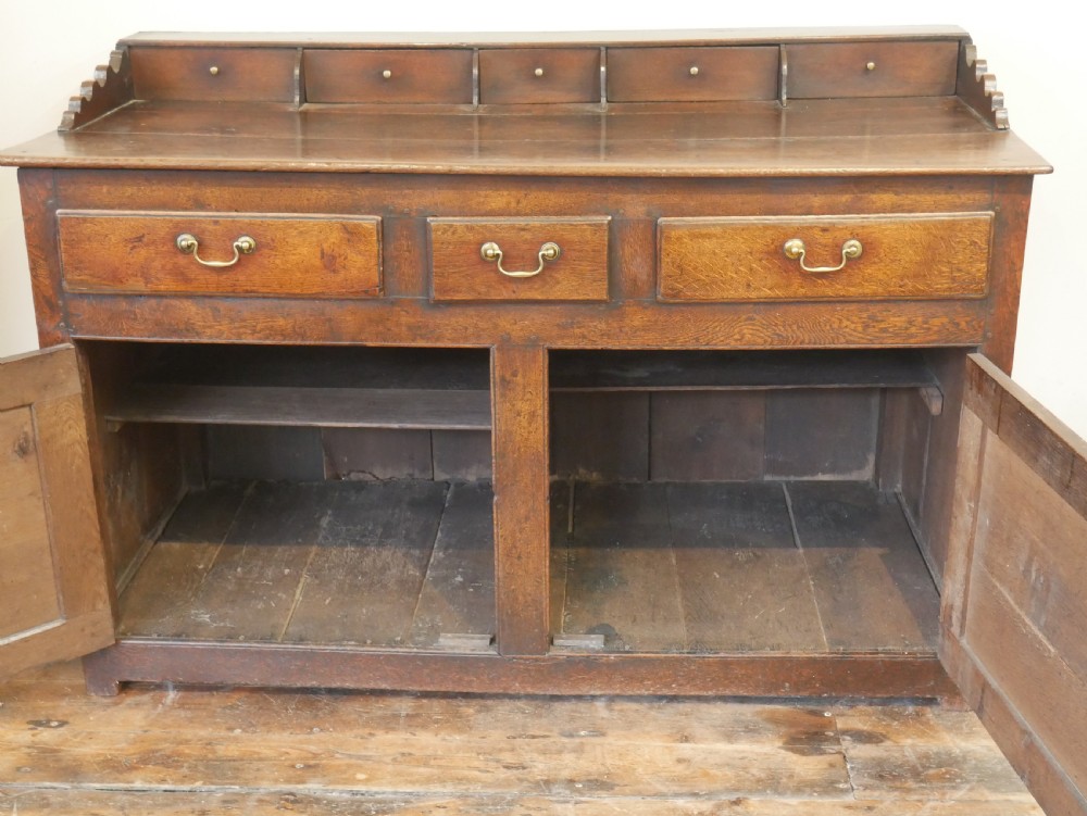 Georgian Oak Dresser View VII