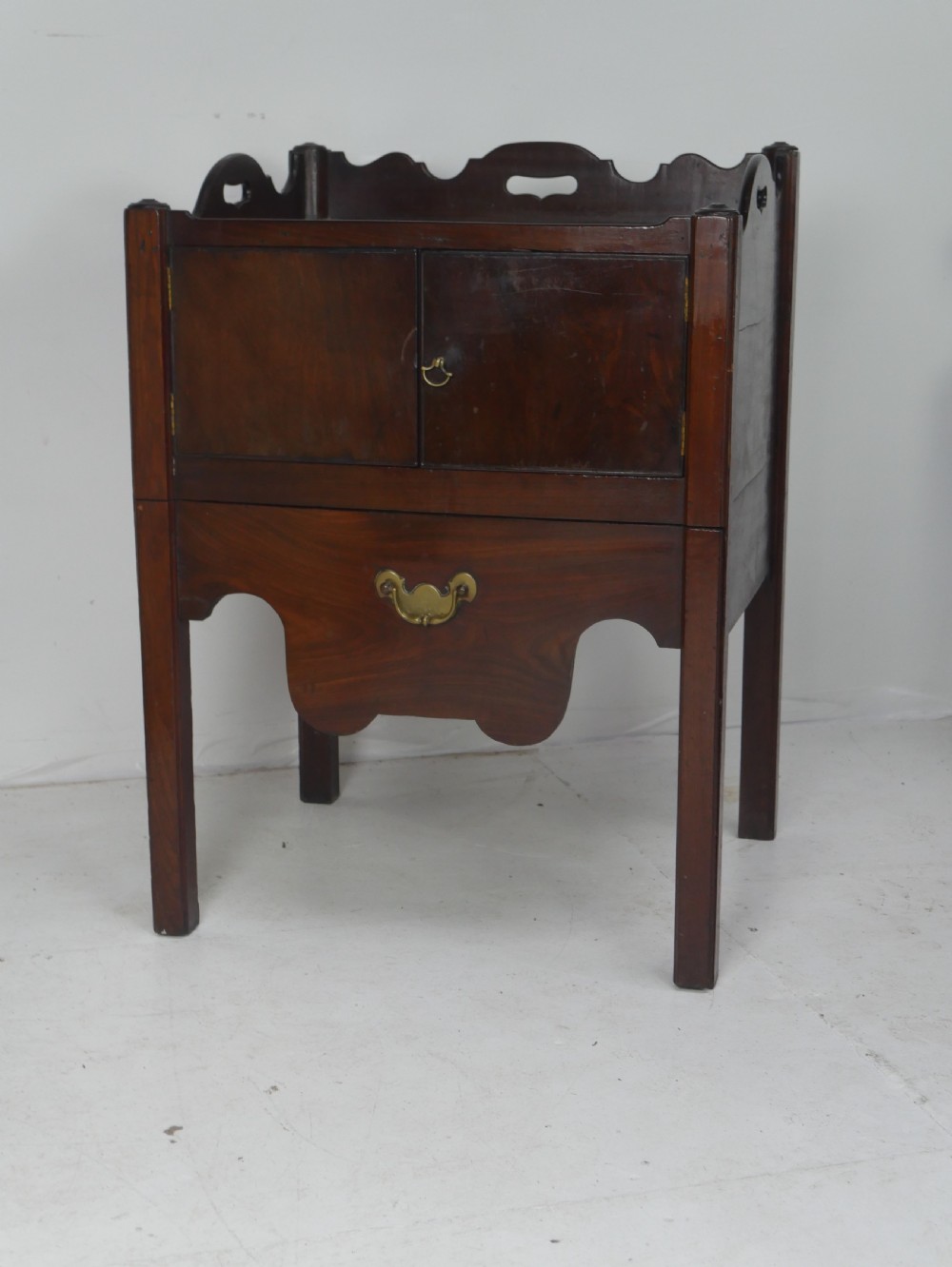Georgian Bedside Cabinet View VI