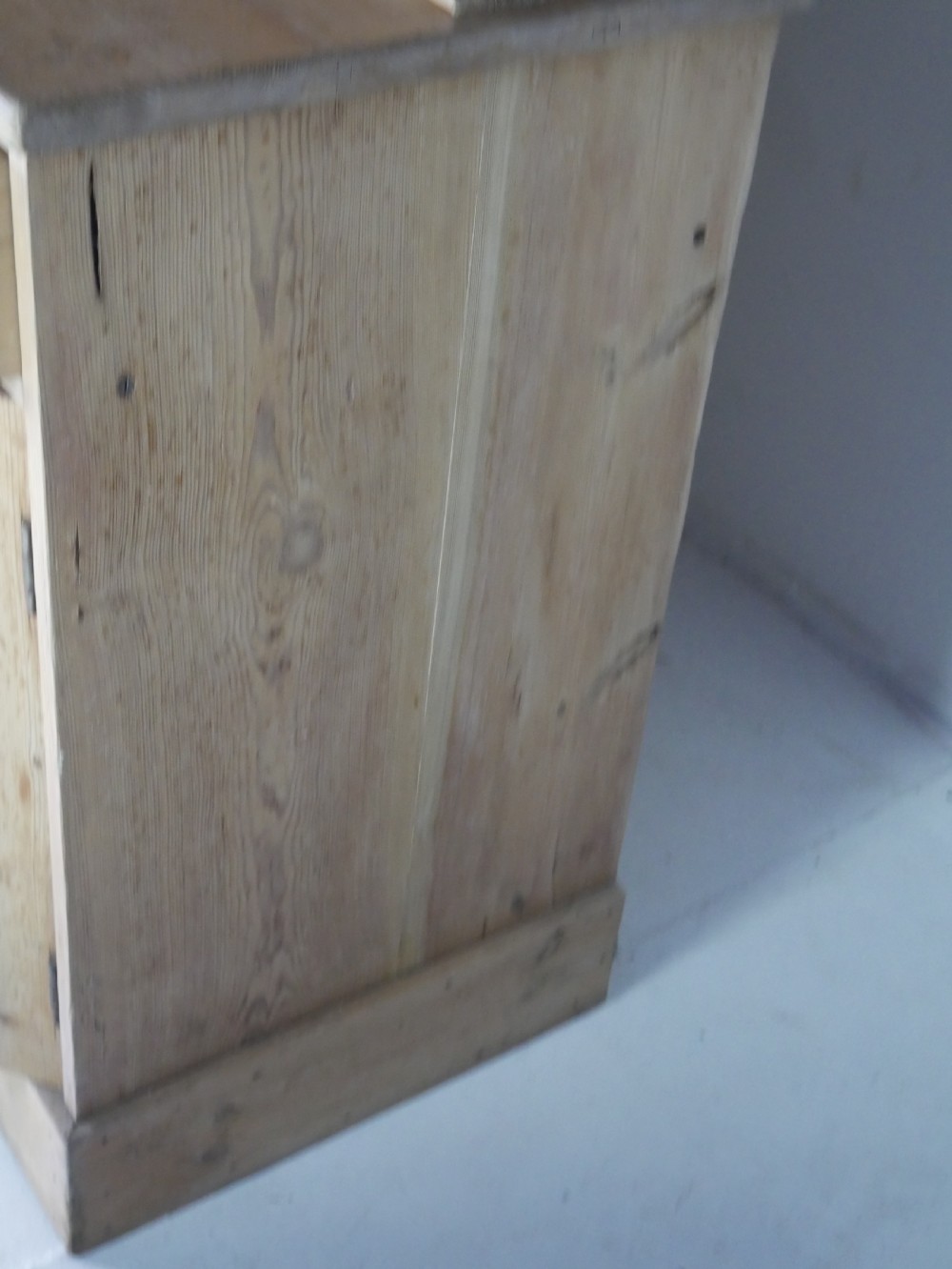 Scottish Farmhouse Pine Dresser View XVII