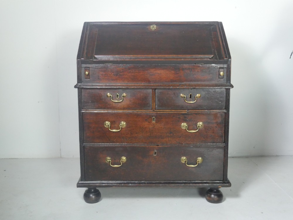 Small Queen Ann Oak Bureau