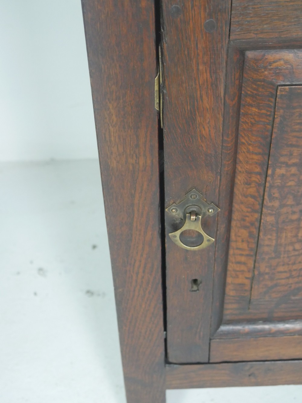 Small Country Oak Cupboard View VI