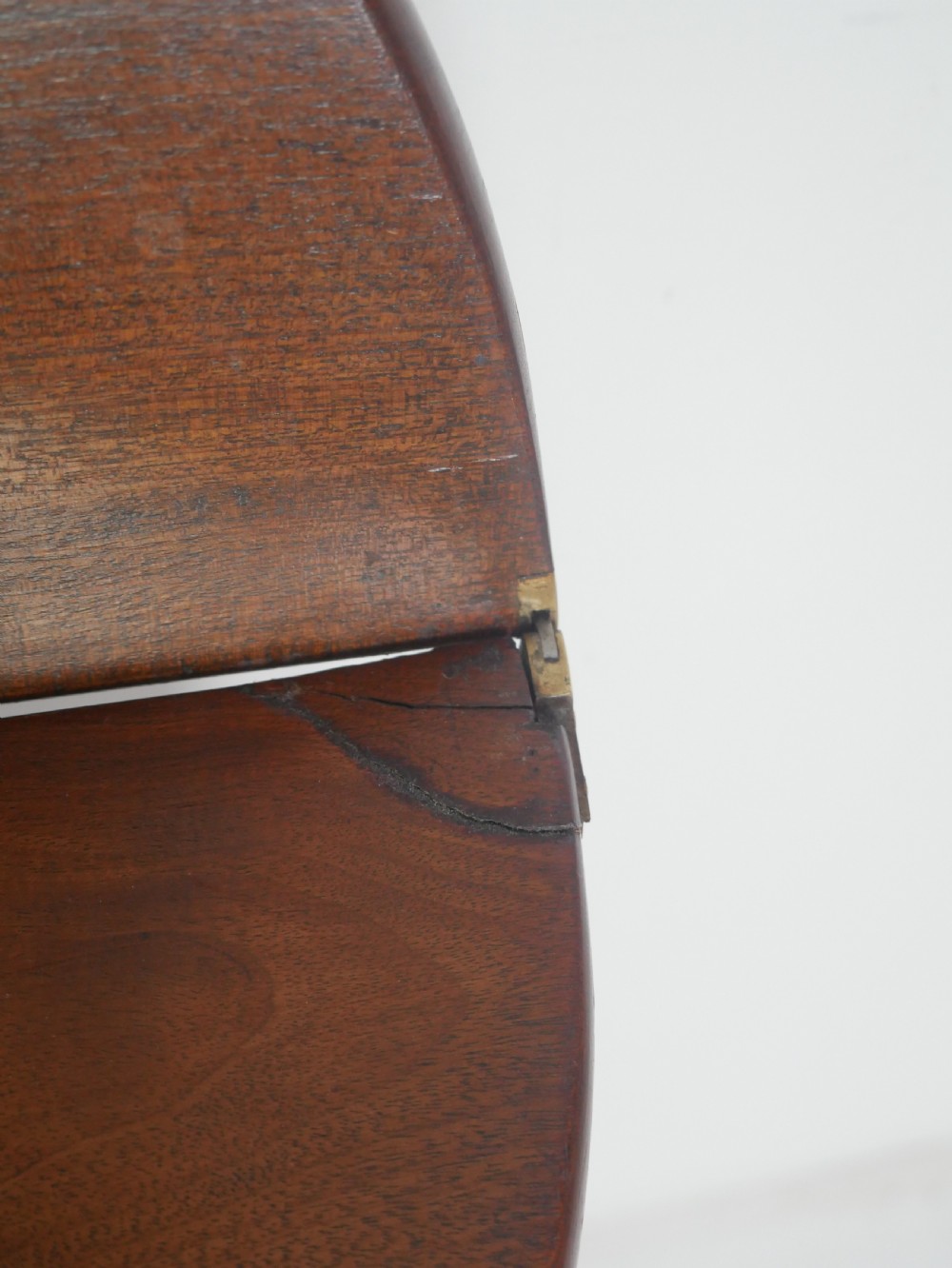 Small Lamp Table View VII