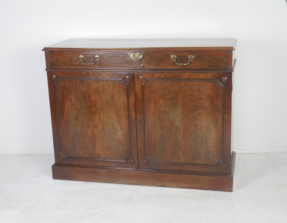 Georgian Side Cabinet View XV
