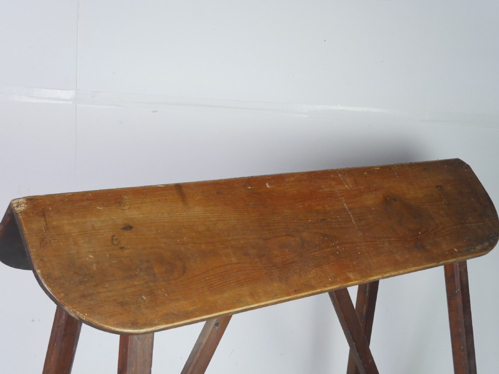 Pine Saddle Rack View VI