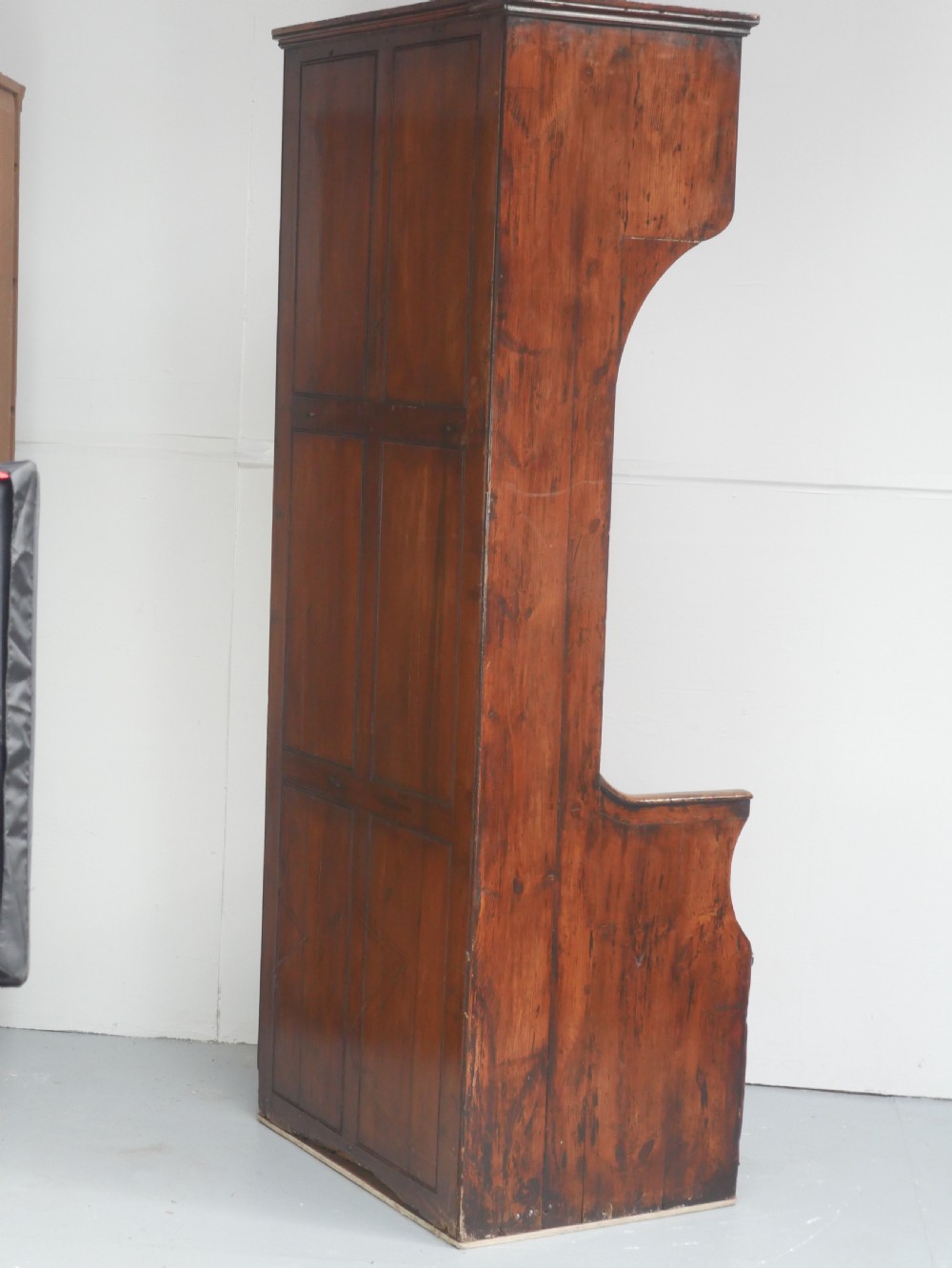 Georgian Bacon Settle View III