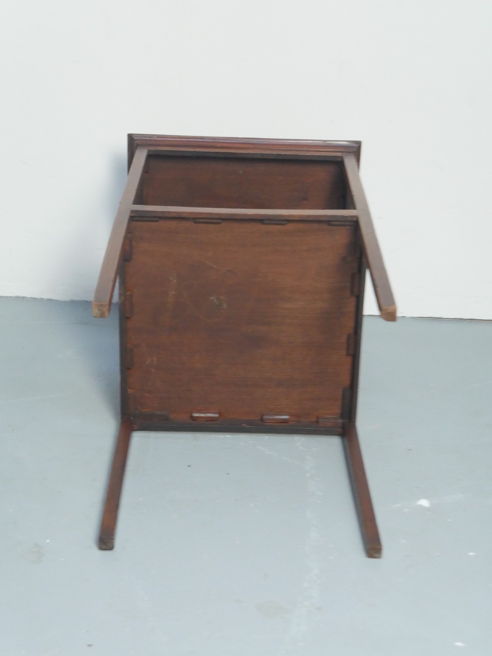 Georgian Lamp Side Table View VII