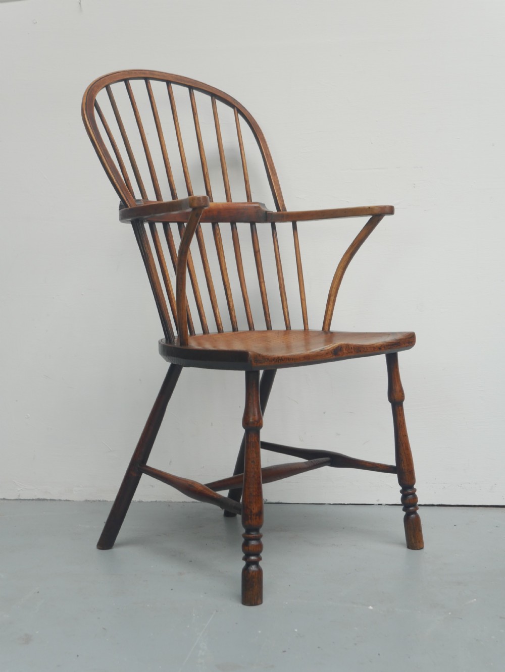 Neat Georgian Windsor Armchair View X