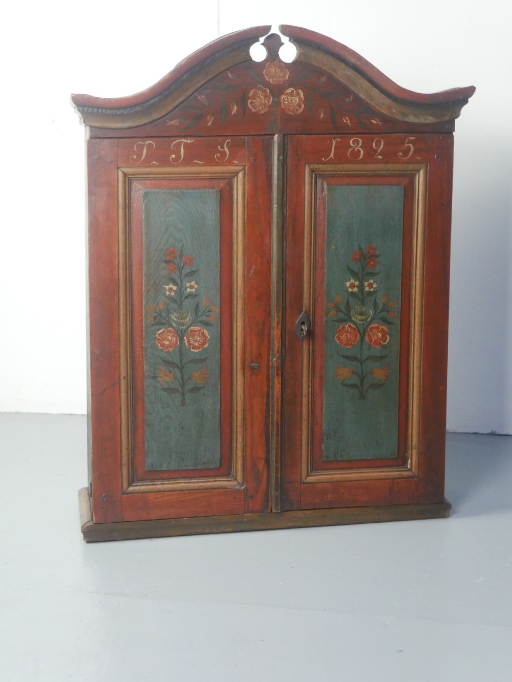 Original Swedish Wall Cupboard 1825 View XIII