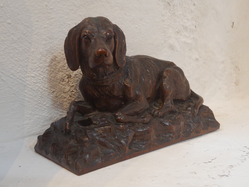Black Forest Carved Dog View VIII