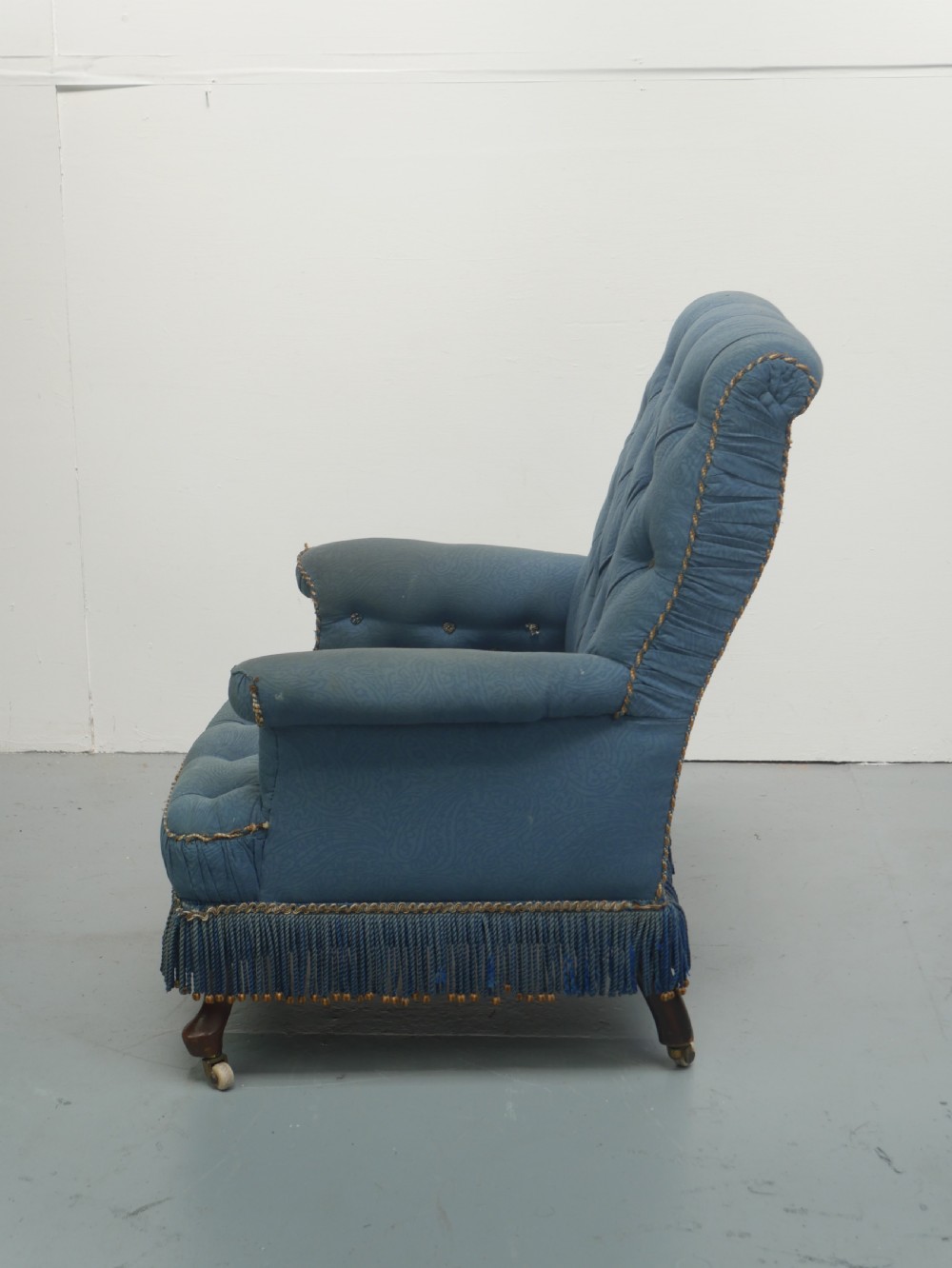 Neat Armchair View II