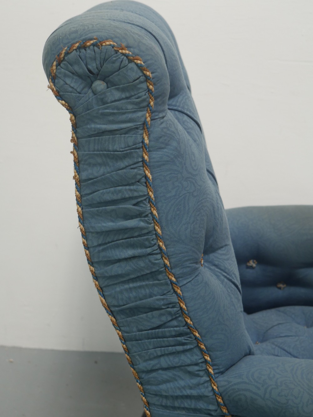 Neat Armchair View V