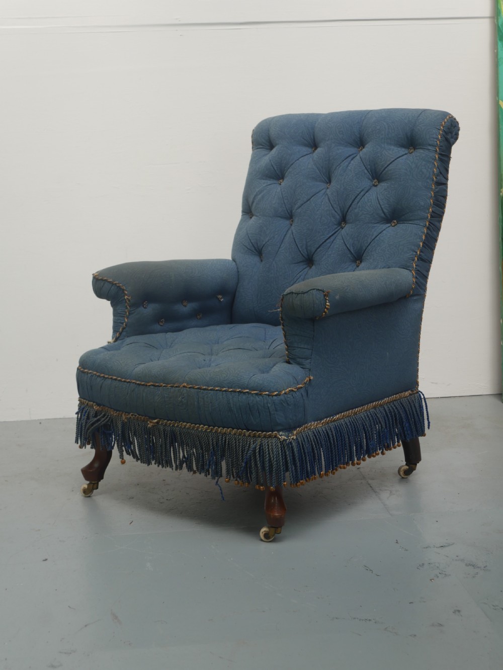 Neat Armchair View XII