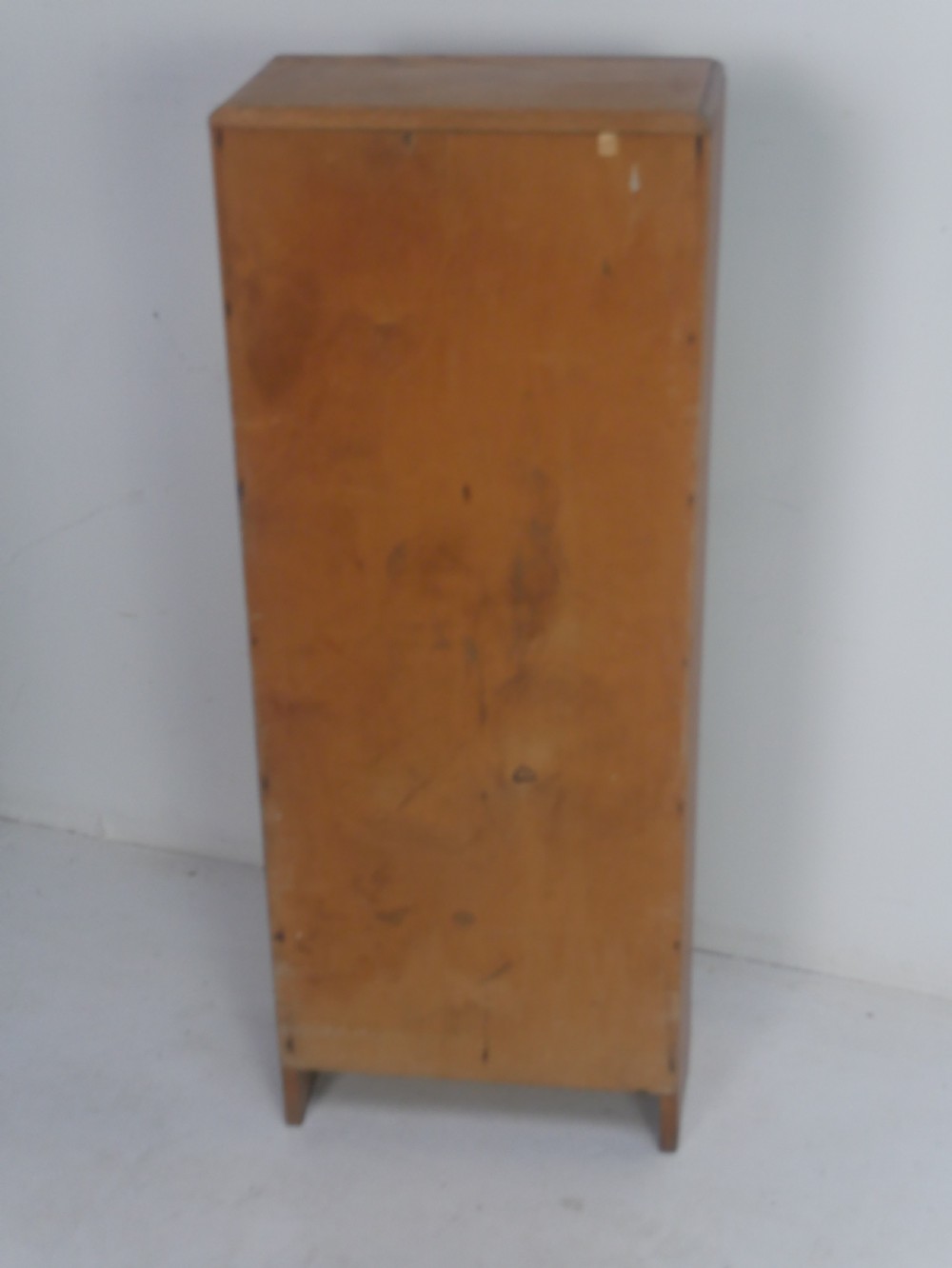 Petit Oak Bookcase Att. Heals View V