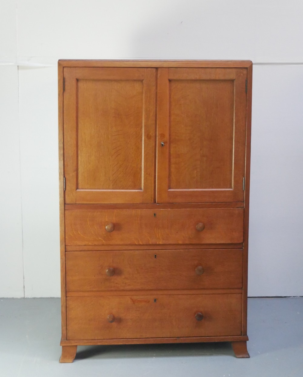 Oak Tallboy Att. to Heals