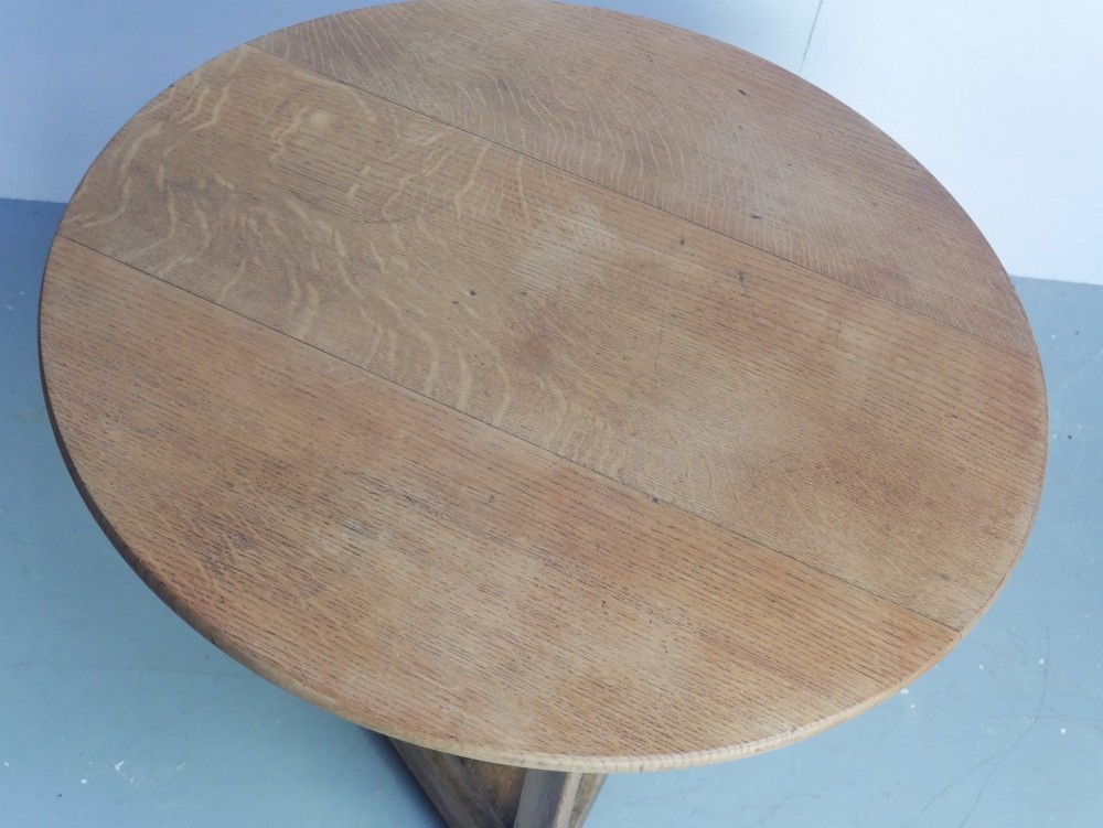 1920s Oak Occasional Table View II