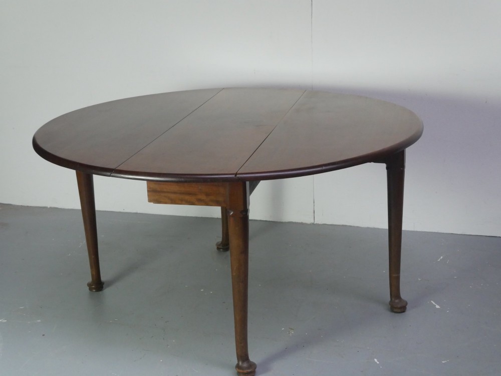Large Cuban Mahogany Georgian Gate Leg Table View IV