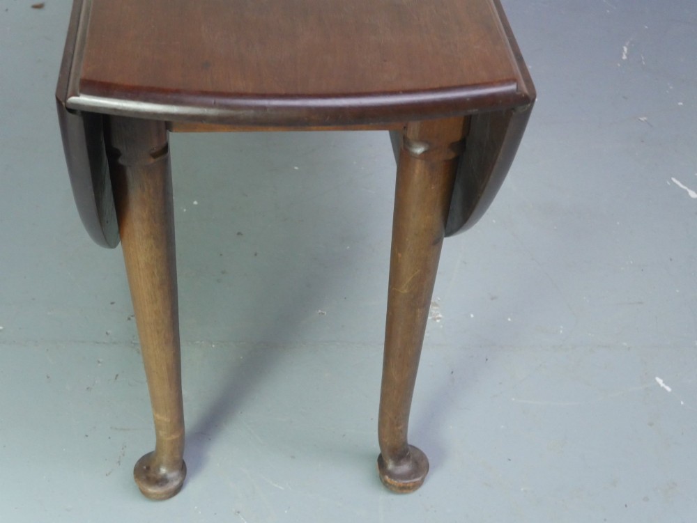 Large Cuban Mahogany Georgian Gate Leg Table View VI