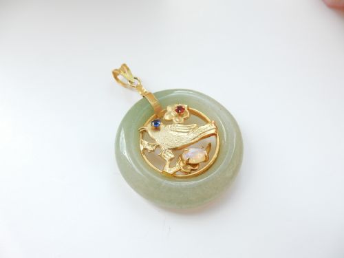 VINTAGE JADE HOOP PENDANT WITH OPAL BIRD DETAIL - ADDITIONAL PHOTO 1