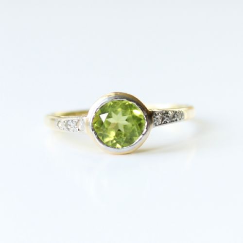 antique 18ct gold peridot diamond ring - CATEGORY: ANTIQUE JEWELLERY - DATED 1910