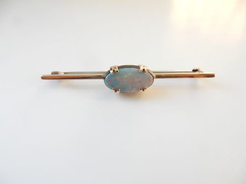 ANTIQUE 9CT GOLD OPAL DOUBLET BROOCH - ADDITIONAL PHOTO 3