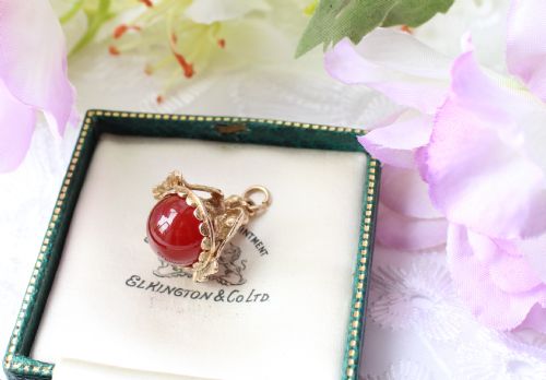 VICTORIAN 9CT FOB WITH SWALLOWS CARNELIAN CABOCHON 54GRAMS - ADDITIONAL PHOTO 1