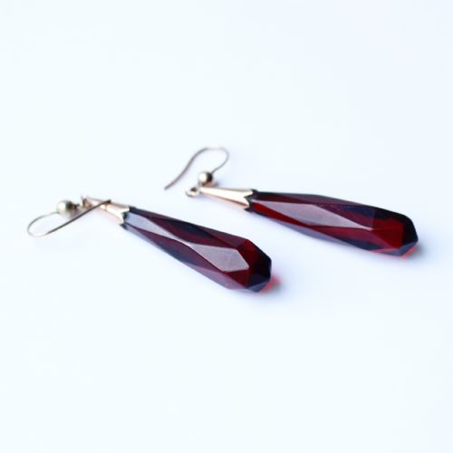 ANTIQUE 9CT GOLD CHERRY BAKELITE TORPEDO EARRINGS - ADDITIONAL PHOTO 5