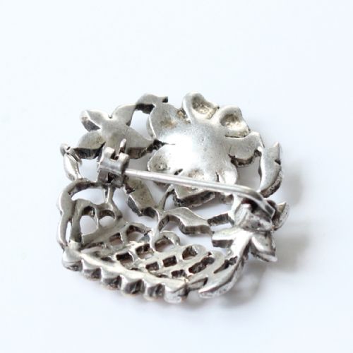 EARLY VICTORIAN 9CT FINE SILVER PASTE GIARDINETTI BROOCH - ADDITIONAL PHOTO 3