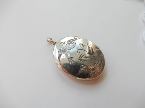 VICTORIAN STERLING SILVER AESTHETIC PERIOD SWALLOW LOCKET - ADDITIONAL PHOTO 2
