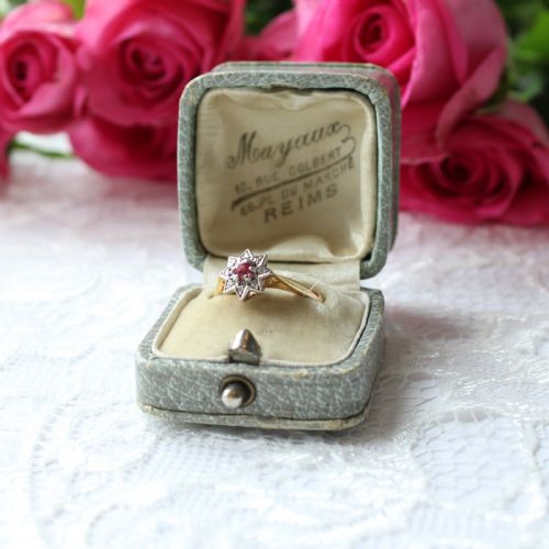 ANTIQUE 18CT GOLD RUBY DIAMOND STAR RING