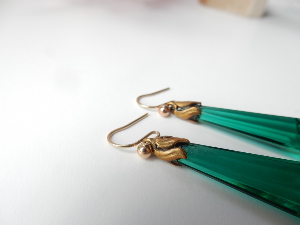 Vintage 9ct Gold Emerald Glass Earrings View V