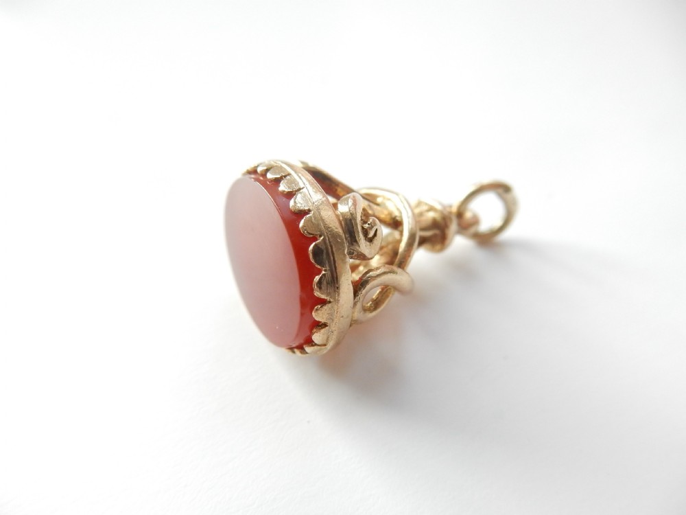 Vintage 9ct Gold Carnelian Fob Pendant