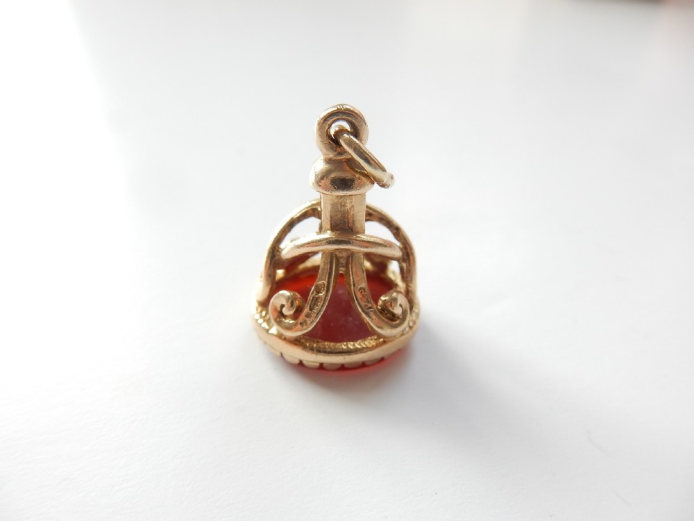 Vintage 9ct Gold Carnelian Fob Pendant View II