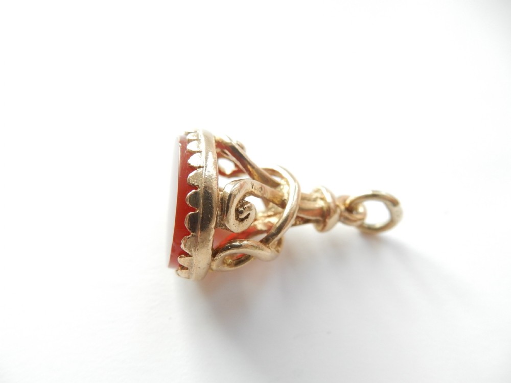 Vintage 9ct Gold Carnelian Fob Pendant View IV