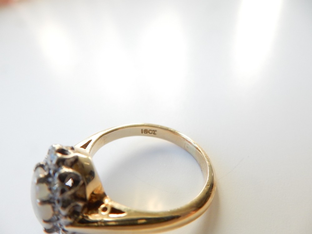 Antique 18ct Gold Opal & Diamond Ring     View V
