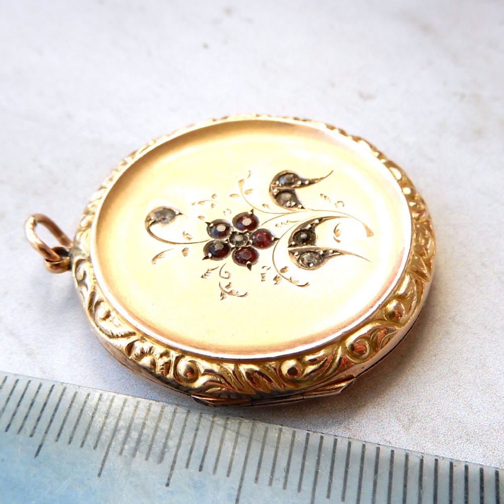 Antique 9ct Gold Back & Front Paste Locket View V