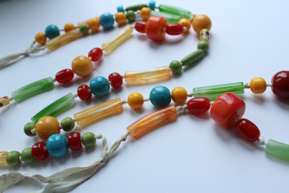 Antique Bakelite Butterscotch Amber Bead Necklace View IX